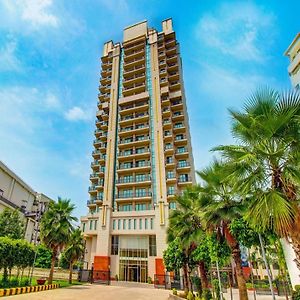Rhythm Gurugram Hotel & Suites, Sohna Road